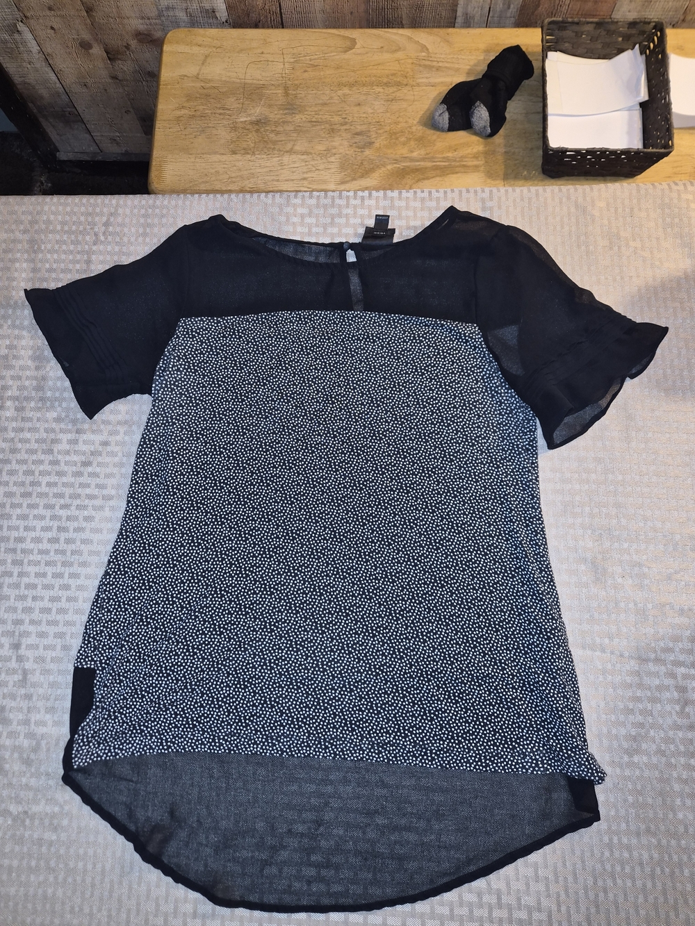 Worthington short-sleeve blouse
